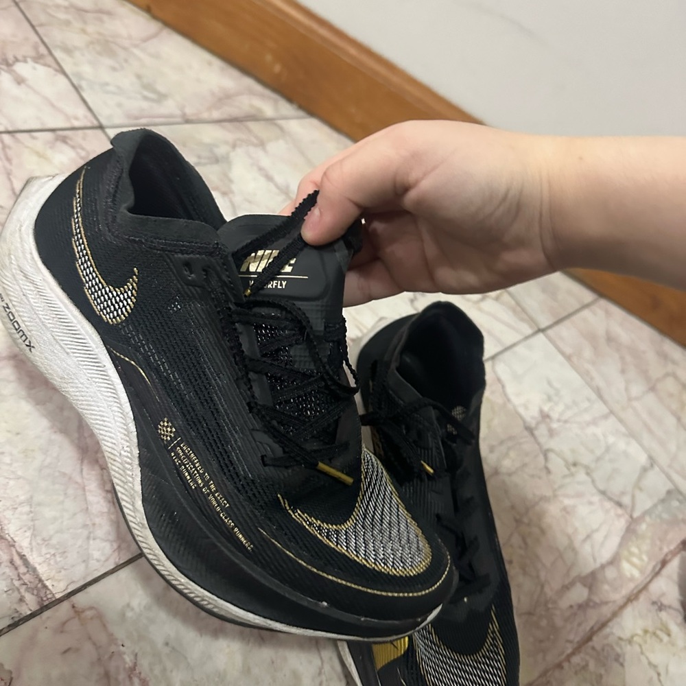 Women Nike zoom x
